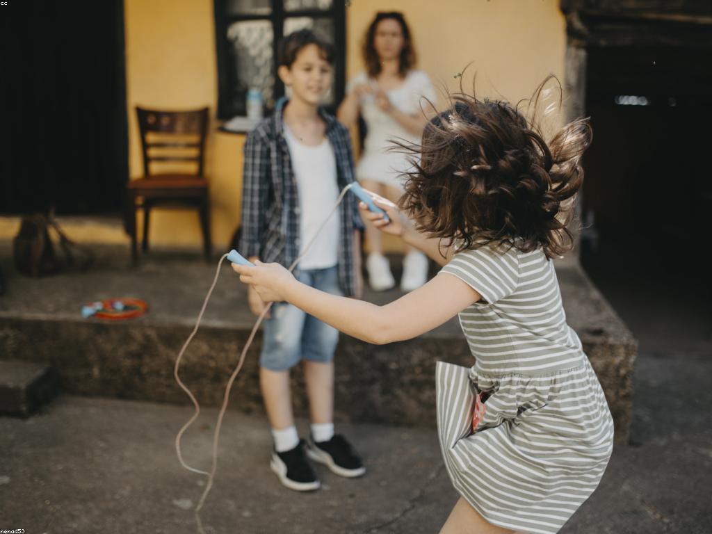 សារៈសំខាន់នៃការតៃឡានហ្គេមក្នុងគ sociedad